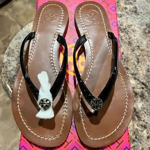 Brand New! Tory Burch Terra Thong ❤️ sz 5.5 Black I normally wear sz 6